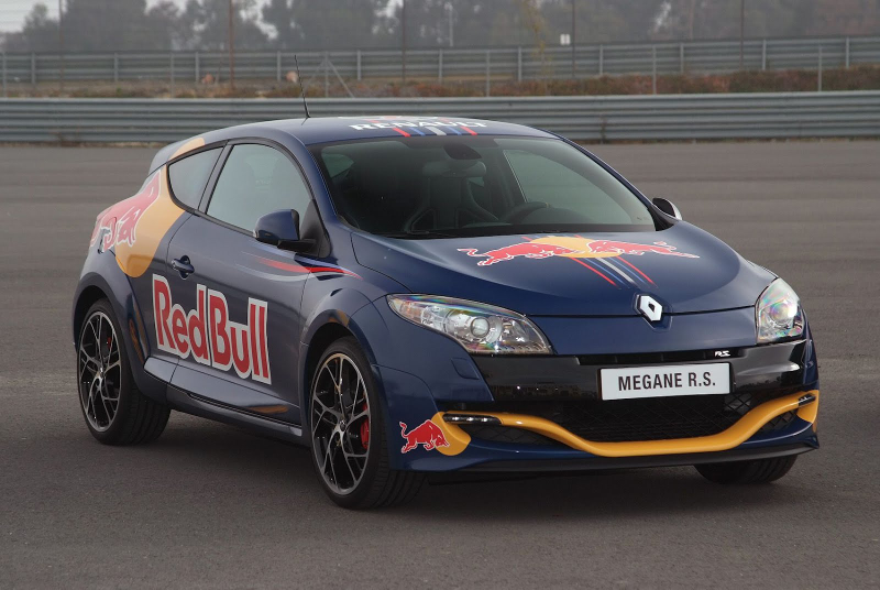 Illustration for article titled That One Time Renault Painted Méganes Like F1 Cars